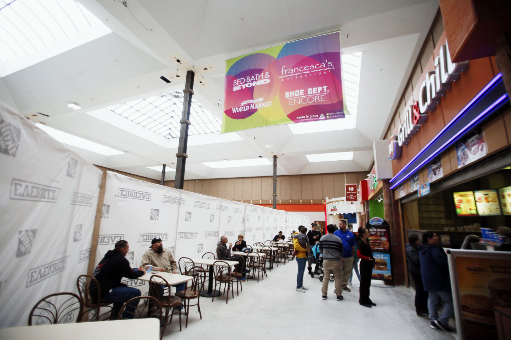 021020MallFoodCourt_50.JPG